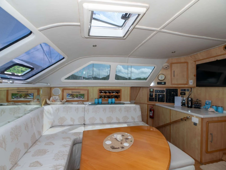 Yacht di lusso a noleggio a Trellis Bay al miglior prezzo
