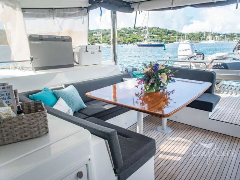 Yacht di lusso a noleggio a Isole Vergini Britanniche al miglior prezzo