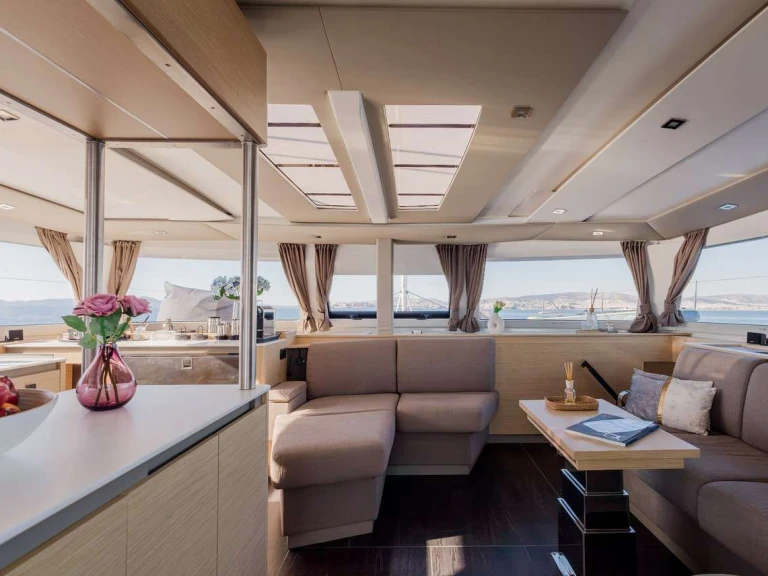 Noleggio Yacht di lusso a Atene – Fountaine Pajot KEBISIKS