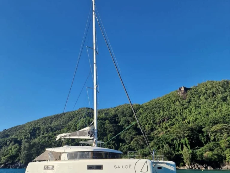 Noleggio Catamarano con o senza skipper Lagoon a Bonifacio