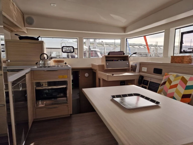 Noleggio barche Bonifacio economico Lagoon 40