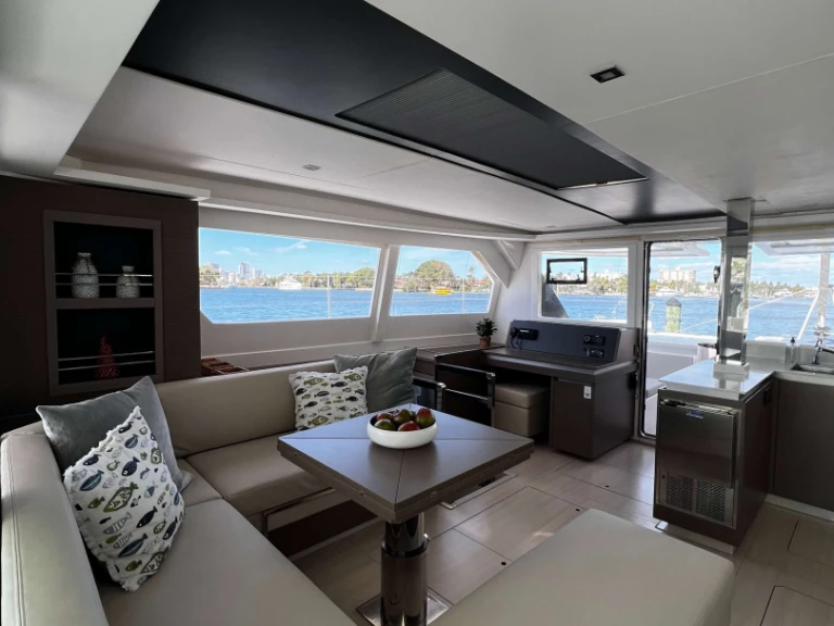 Yacht di lusso a noleggio a Caraibi al miglior prezzo
