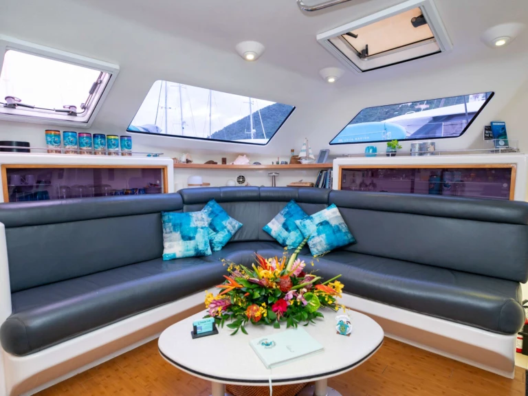 Noleggio Yacht di lusso Voyage con patente nautica