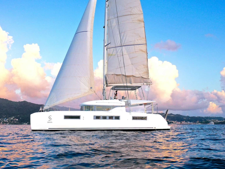Noleggio Yacht di lusso Lagoon con patente nautica