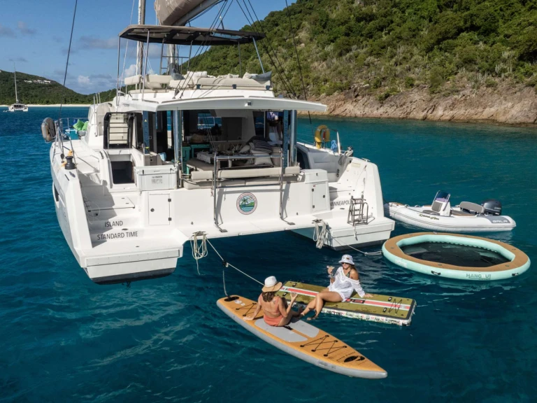 Noleggiare una Bali ISLAND STANDARD TIME a Isole Vergini Britanniche