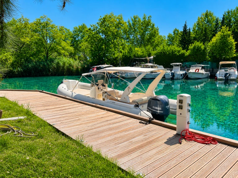 Noleggio barche Mandelieu-la-Napoule economico Tempest 770