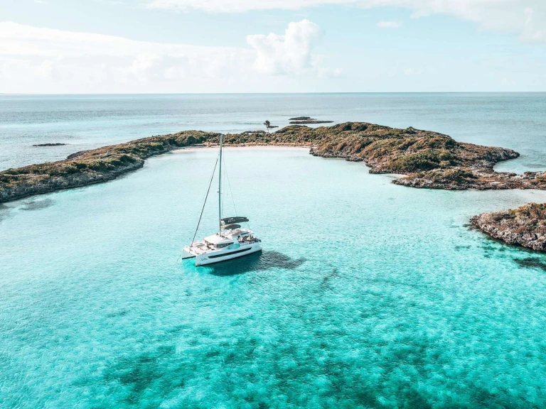 Noleggio Yacht di lusso a Bahamas – Bali KITTIWAKE