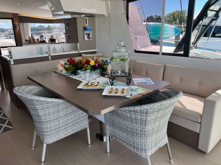 Noleggio Yacht di lusso con o senza skipper Bali a Bahamas
