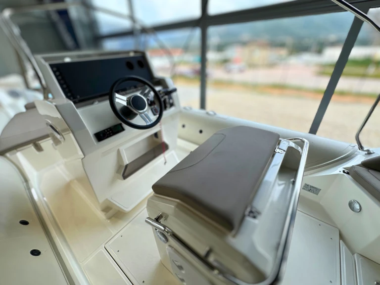 Noleggio Gommone a Ajaccio – Lomac Lomac 850 IN