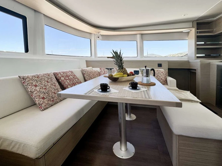 Noleggio Yacht di lusso Lagoon con patente nautica