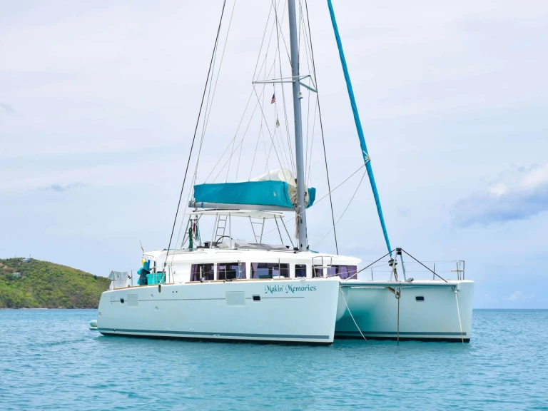 Yacht di lusso a noleggio a Isole Vergini Britanniche al miglior prezzo