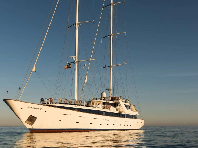 Noleggio Yacht di lusso con o senza skipper Custom a Papeete