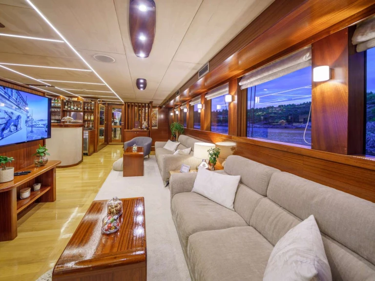 Noleggiare una Custom SON DE MAR a Spalato
