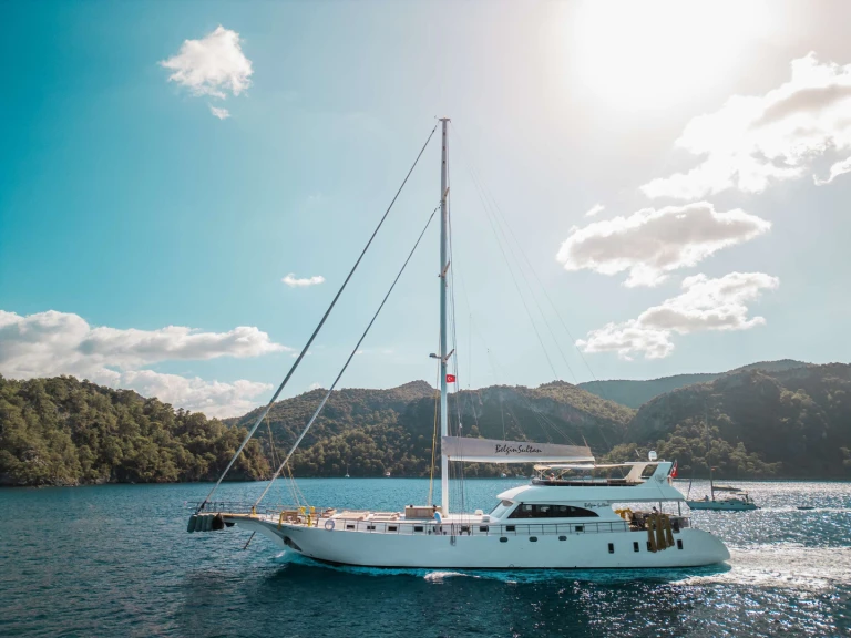 Noleggio barche Fethiye economico Belgin Sultan