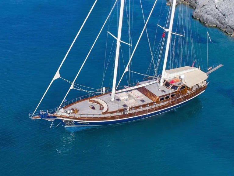 Noleggiare una Custom built - Bodrum ZEPHYRIA II a Bodrum