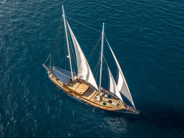 Noleggio Yacht di lusso a Trogir – Custom Smart Spirit