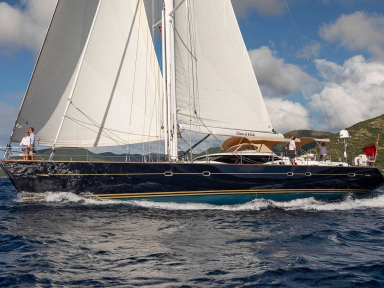 Noleggiare una Oyster Marine DAMA DE NOCHE a Caraibi