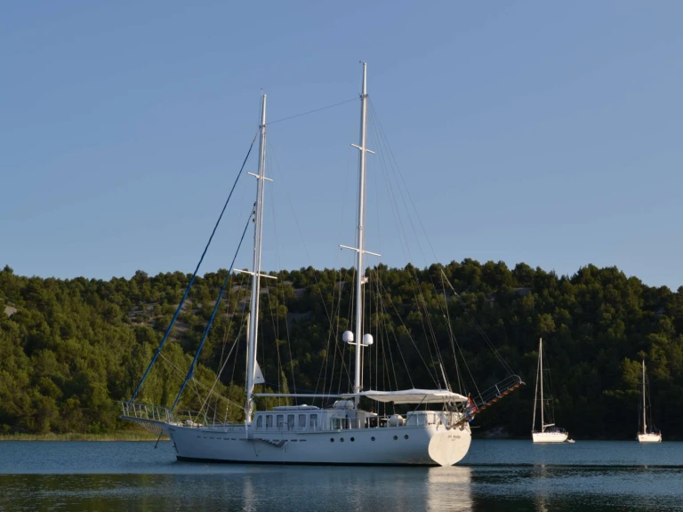 Noleggio barche Ege Yat DVI MARIJE a Capo d'Orlando su Samboat