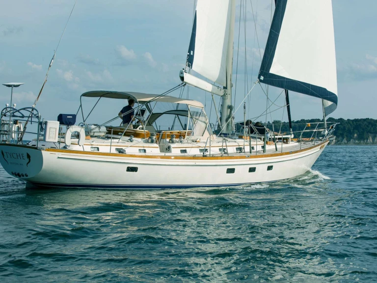 Noleggio Yacht di lusso Little Harbor con patente nautica