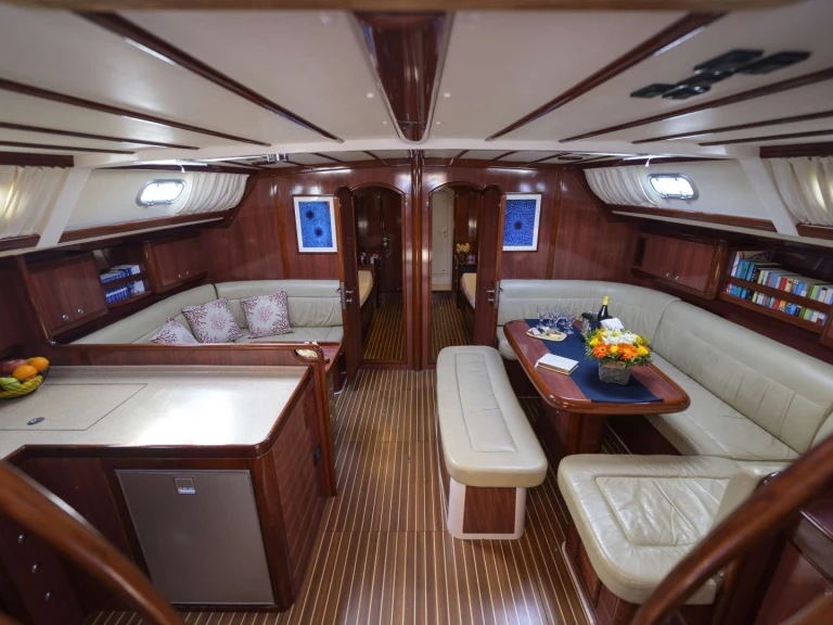 Noleggio a Atene – Ocean Yachts MYTHOS su SamBoat