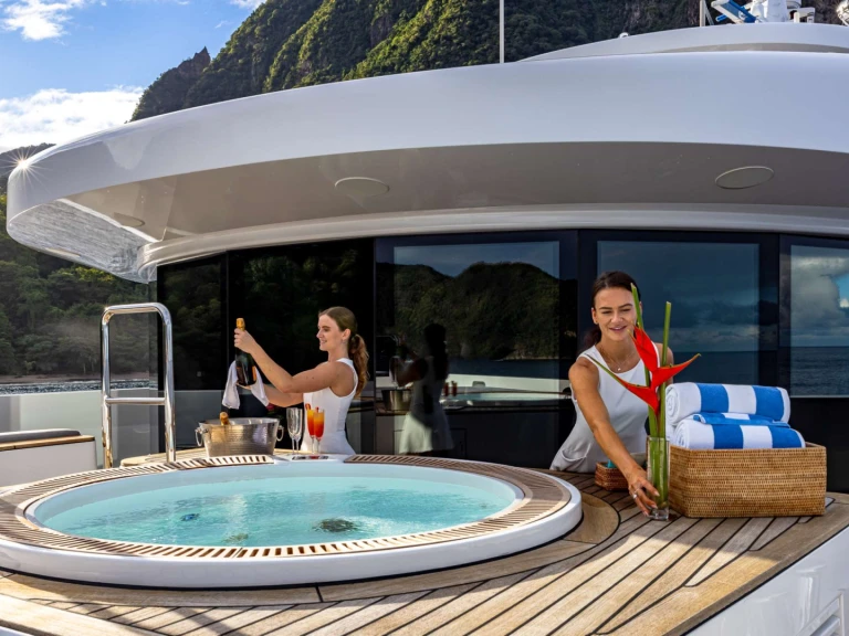 Hakvoort TOP FIVE II da affittare a  Bahamas