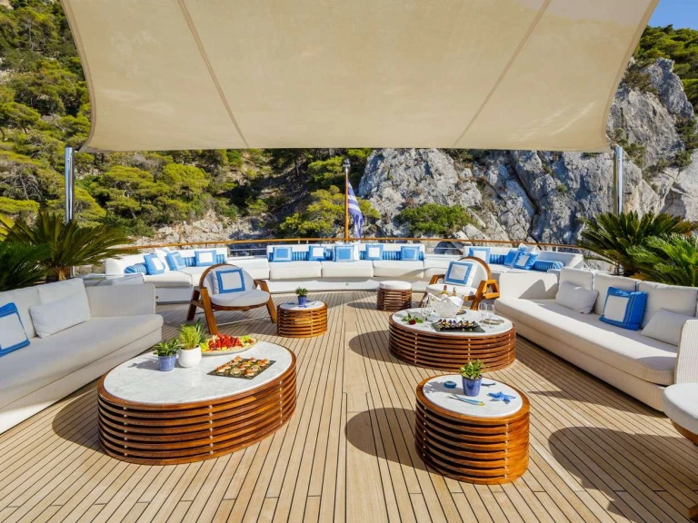 Noleggio Yacht di lusso  con patente nautica