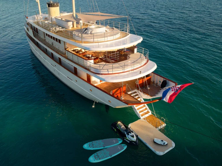 Yacht di lusso a noleggio a Spalato al miglior prezzo