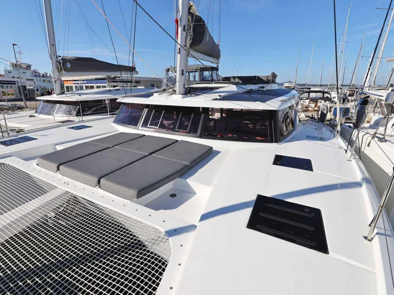 Noleggiare una Fountaine Pajot Tanna 47 a Trogir