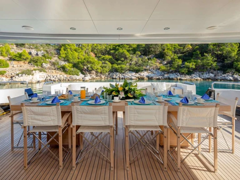 Mondomarine ZALIV III da affittare a  Atene