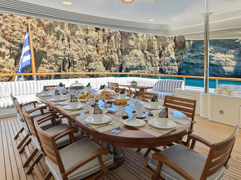 Noleggio a Il Pireo – Benetti ALEXANDRA su SamBoat