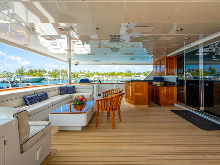 Yacht di lusso a noleggio a Bahamas al miglior prezzo