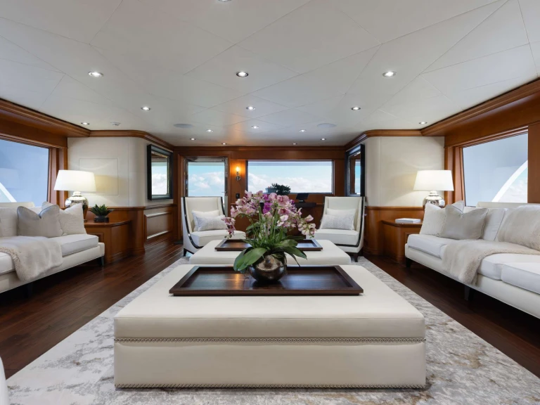 Yacht di lusso a noleggio a Annapolis al miglior prezzo