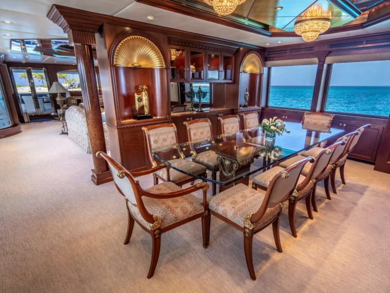 Noleggio Yacht di lusso a Bahamas – Trinity RELENTLESS