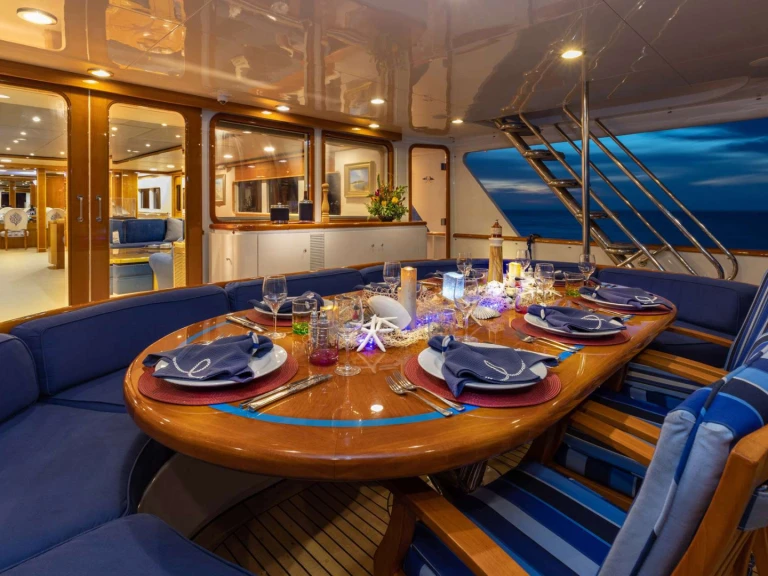 Noleggio a Newport – NQEA Yachts Jack Hargrave design RENA su SamBoat