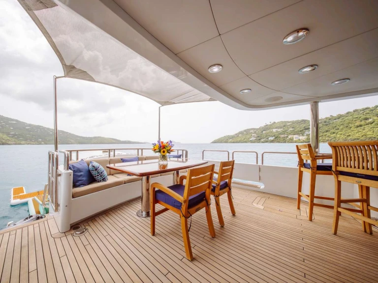 Noleggiare una  Custom Built Aluminum Cutter JUST ENOUGH a Saint Thomas Island