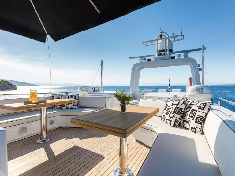 Noleggio Yacht di lusso Devonport con patente nautica