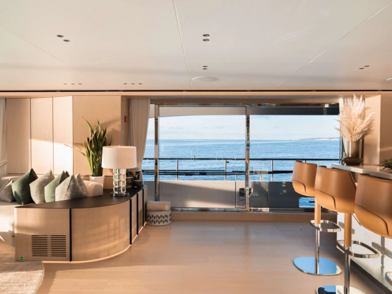 Noleggio Yacht di lusso Benetti con patente nautica