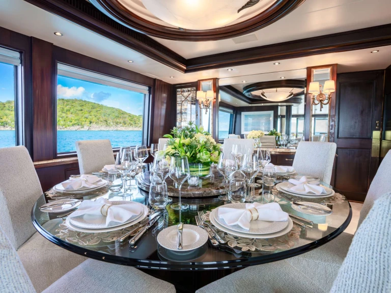 Yacht di lusso a noleggio a Isole Vergini Britanniche al miglior prezzo