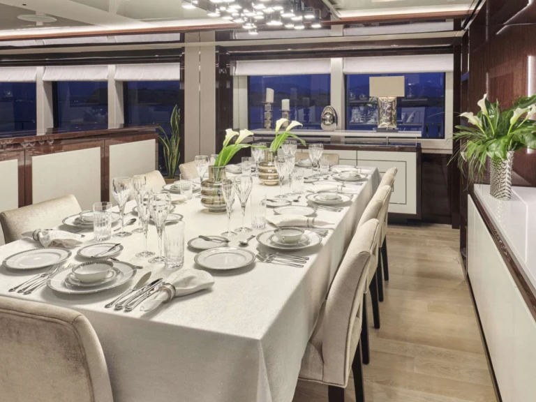Noleggio a Atene – Sunseeker AQUA LIBRA su SamBoat