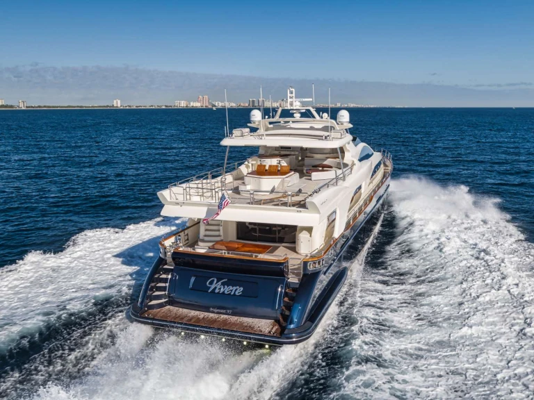 Noleggio Yacht di lusso a Atlantic Highlands – Azimut VIVERE