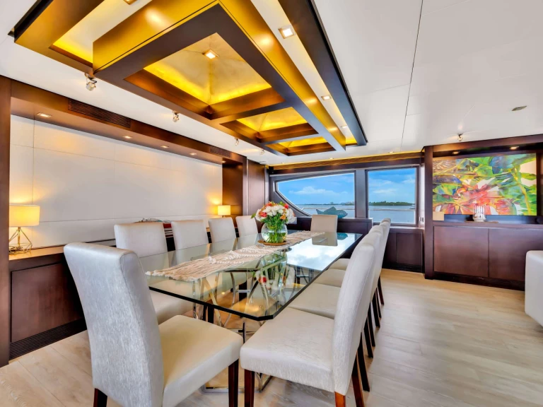 Noleggio Yacht di lusso a Miami – Azimut RYLAX