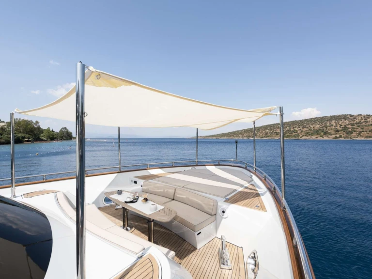 Noleggio Yacht di lusso Custom con patente nautica