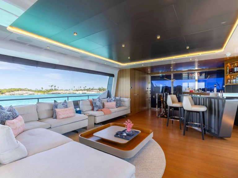 Noleggio Yacht di lusso Ocean alexander con patente nautica