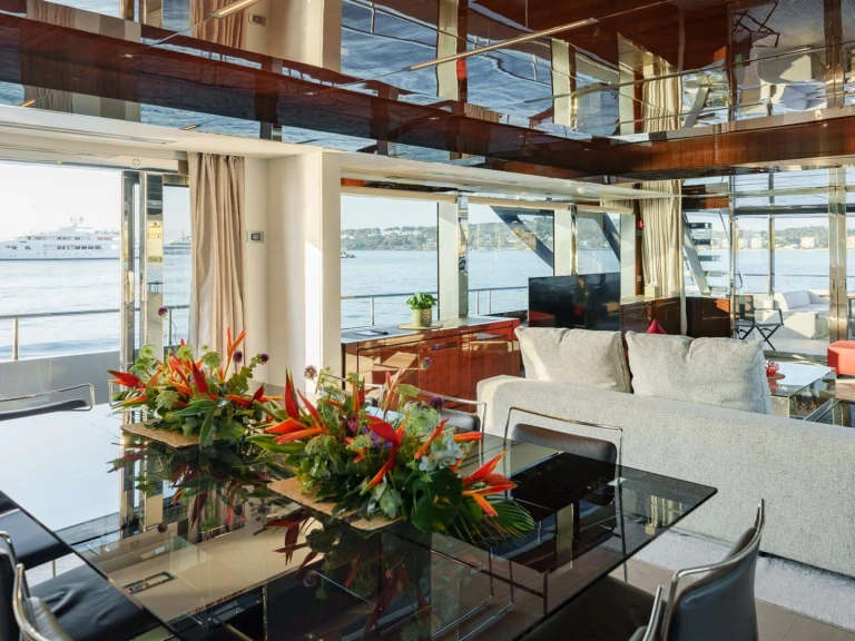 Noleggio barche Antibes economico BELLA DONNA