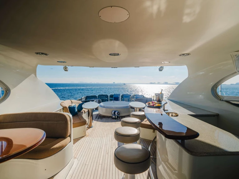 Noleggio Yacht di lusso a Clinton – Lazzara CEDAR ISLAND