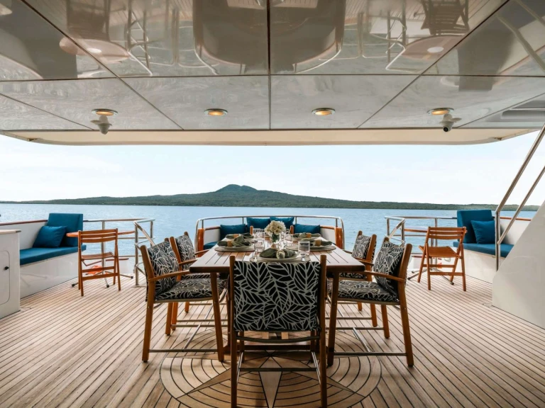 Noleggio Yacht di lusso a Auckland – Johnson PACIFIC MERMAID