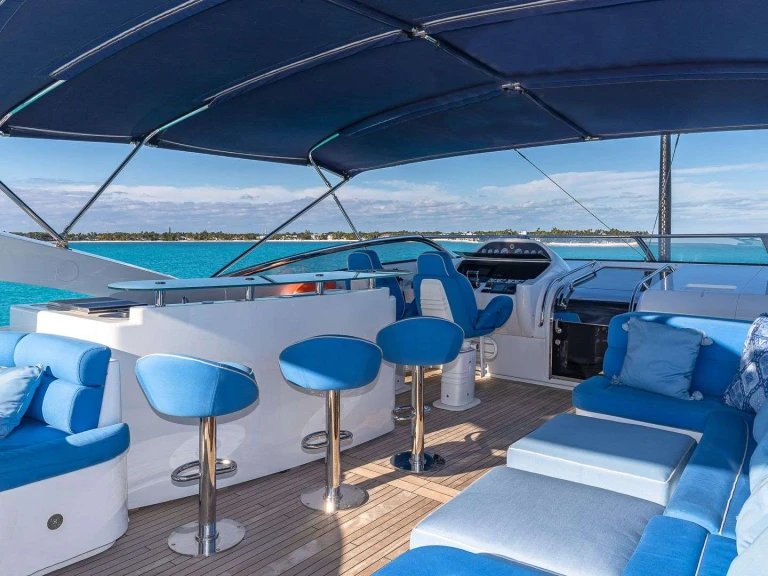 Noleggio Yacht di lusso a New England – Sunseeker KEFI