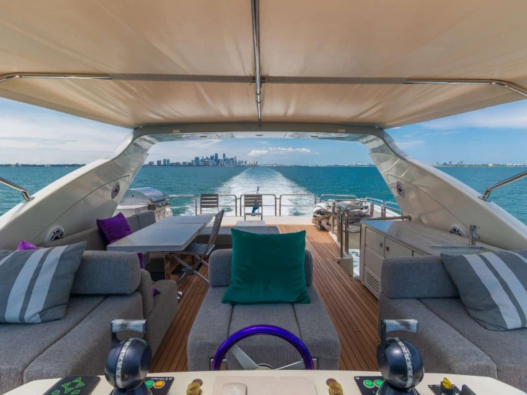 Noleggio barche Azimut Scarlet a Miami su Samboat