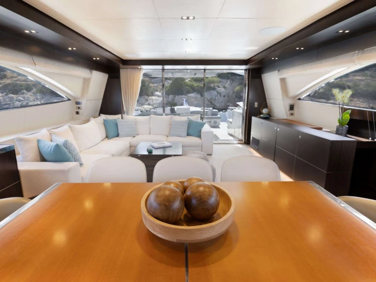 Italcraft MAC da affittare a  Atene