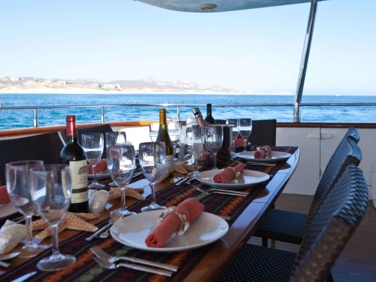 Noleggio a La Paz – Azimut Super su SamBoat